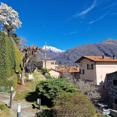 Borgocastello Apartment Rezzonico Bagian luar foto