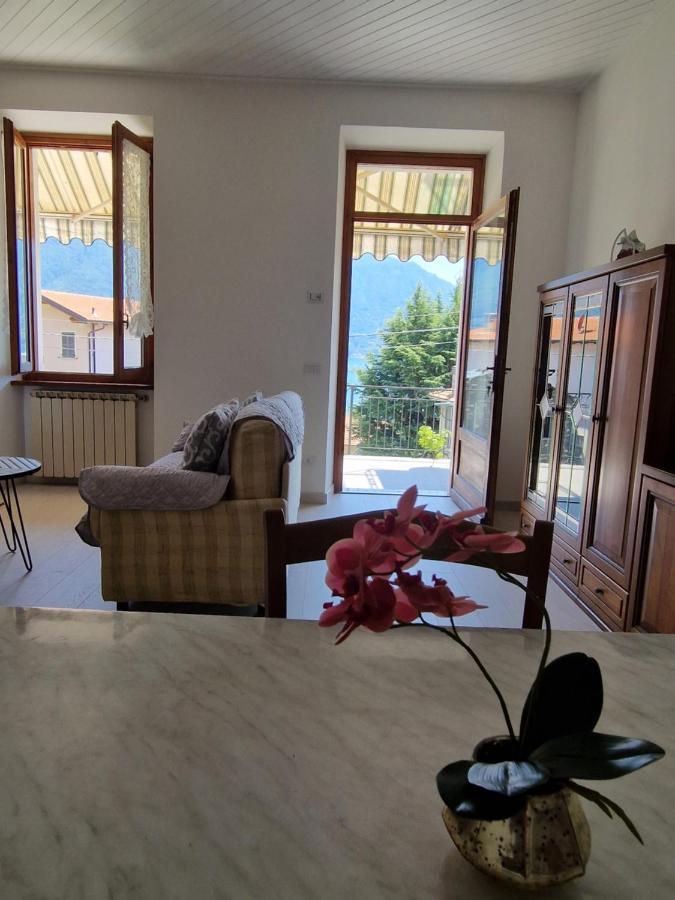 Borgocastello Apartment Rezzonico Bagian luar foto
